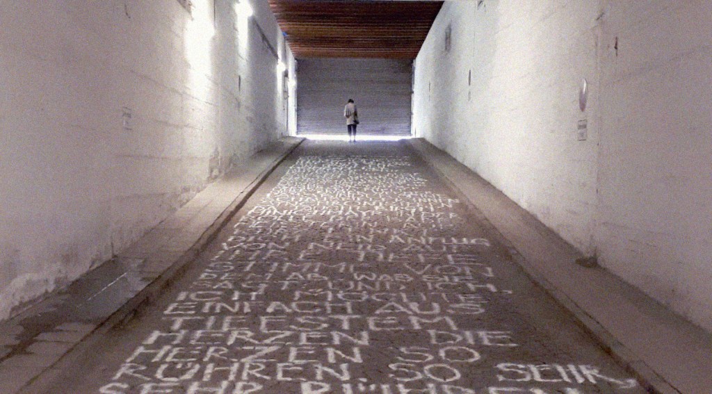 Synchronstimme, geh runter